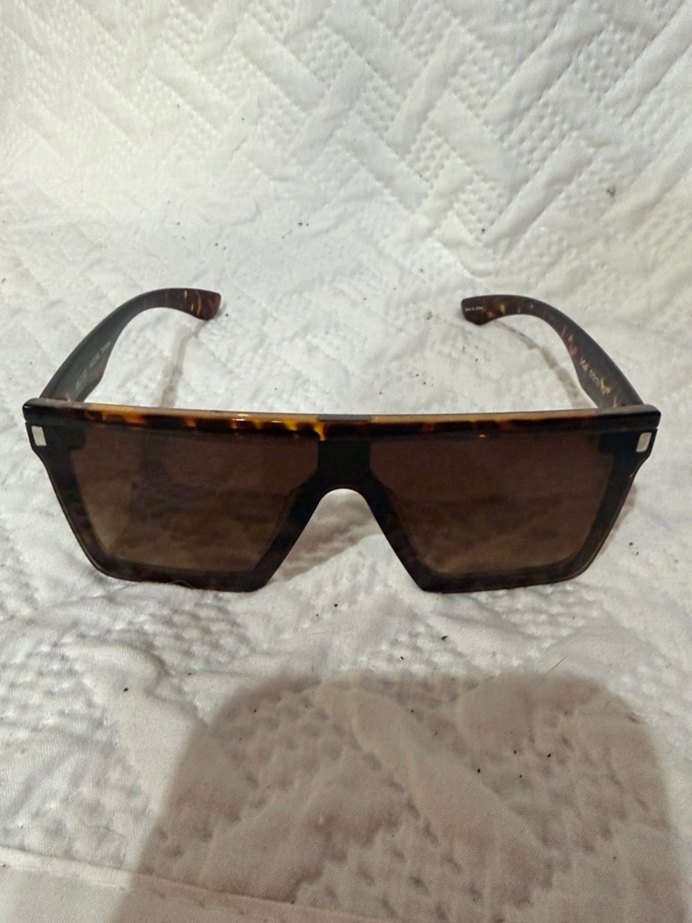 Tortoiseshell Shield Sunglasses - Brown Lenses